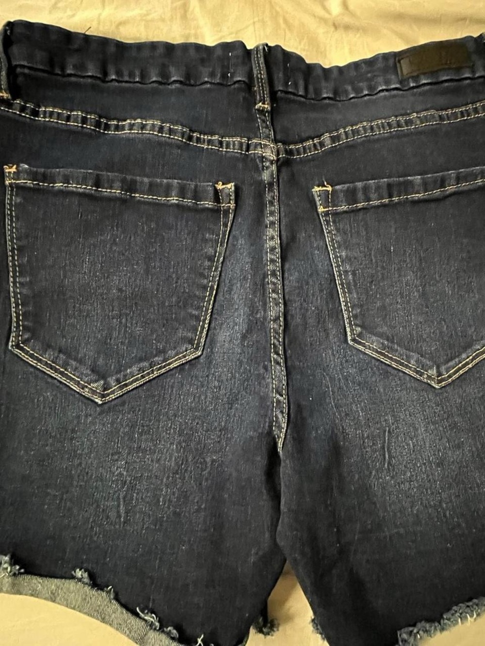 Nicole Miller SoHo High Rise Denim Shorts Dark Wash - Picture 6 of 6